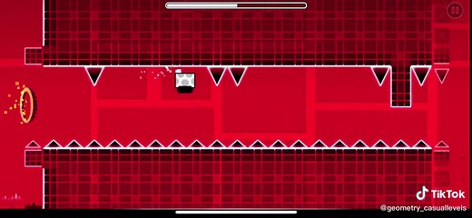 Nivel 7 en Geometry Dash: Guía de Jumper y Monedas