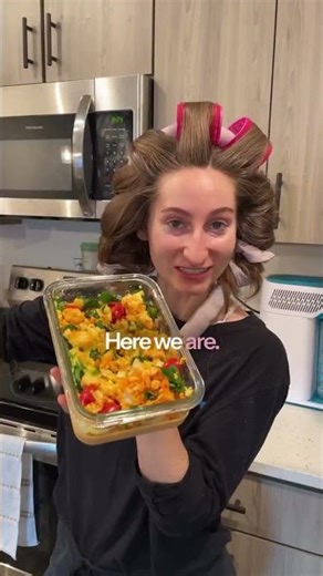 36g protein running out the door👇 Macros: Calories: 200 kcal Protein: 36 g Carbs: 6 g Fat: 7