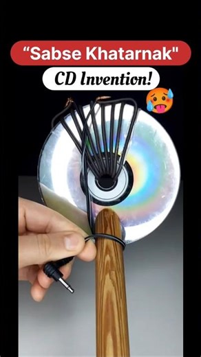 😱 World’s 2 Most Dangerous Inventions! | Crazy CD Hack ⚡ | #OldCDReuse #Innovation #shorts