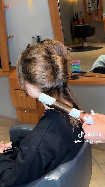 Hairxbyxmadi (@hairxbyxmadi) - Half Up Half Down Prom Updo Tutorial