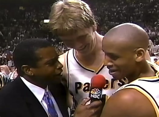 🏀On May 29, 1995 Rik Smits of Indiana nailed a jumper with no time left on the clock to lead the Pacers to a 94-93 win over the Orlando Magic in Game 4 of the Eastern Conference Finals, tying the series at 2 games apiece. Prior to Smits’ game-winning shot, the lead had changed hands three times over the final 13.3 seconds, with Indiana’s Reggie Miller and Orlando’s Brian Shaw and Anfernee Hardaway all nailing 3-point field goals. The game would become known in Pacers lore as “The Memorial Day M