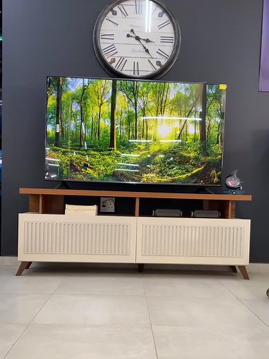 MWBR684 Plasma Stand - Stylish TV Storage for Your Living Room