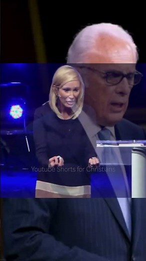 🤬🤐SERMON: Women KEEP your mouth SHUT & be SILENT!🤬🤐 | Pastor John MacArthur