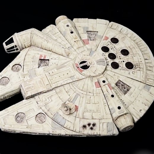 Millennium Falcon - a Star Wars edible masterpiece 🍰🛸 | MetDaan Cakes
