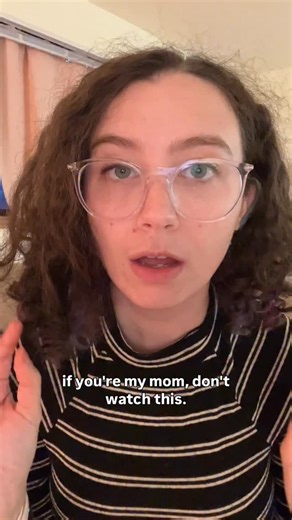 7.4K views · 304 reactions | mom!! keep scrolling!! okay ily bye  happy day 1 of knitting my mom’s hanukkah present this project is gonna take a lot longer than i thought so i figured id drag yall along with me lol pattern is the kilometre scarf by @handmadebyflorence yarn is by @knittingforolive #knitting #GiftKnitting #KilometreScarf #freeknittingpattern | Ilana Degann | Facebook