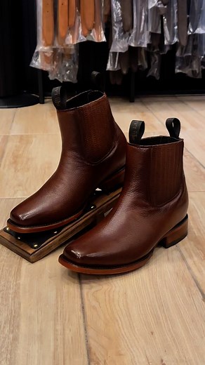 BOTÍN PUNTAL VENADO 🦌🔥 477 216 96 61 Oswaldo lara 🇲🇽🇺🇸 | Lara Boots