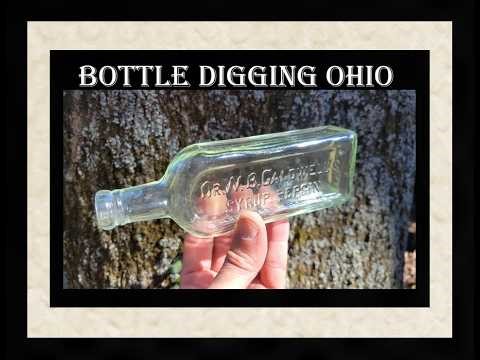 Town Dump Archaeology - Digging a NEW HOLE - Cork Bottles - Marbles - Antiques for FREE - Glass -
