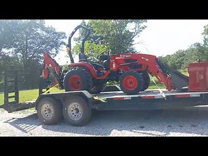 It's my brand new Branson 2610H compact tractor! Woohoo! 🤩