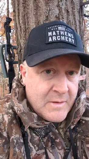 Successful Pre Rut Deer Waterhole Hunt #bowhuntingwhitetails #deerhunting #deerwaterhole