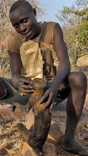 From the hunt to the fire, every step reflects the rich traditions of the Hadzabe people. 🔥🏹#reels