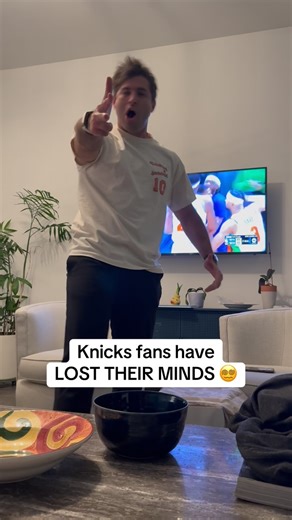 Alex Day on Instagram: "LEVITATING. 2-0 BACK TO MSG"