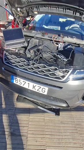 Actualización software range rover evoque 2019#evoque #rangeroversport #talleres #ecu #autoprog