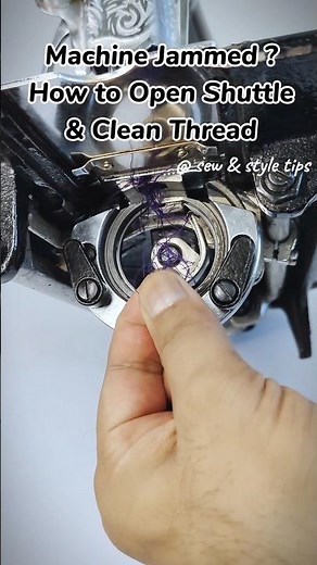 Machine jammed ? Thread stuck in shuttle ? Easy fix 🪛 #silaimachine #sewingmachineproblems