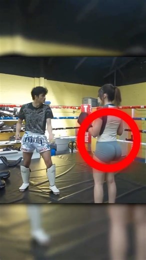 She Almost Knocked Out Her Muay Thai Coach #mma #ufc #fighting