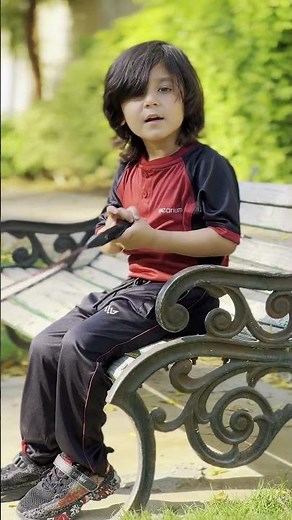 Kids Tracksuit video 5