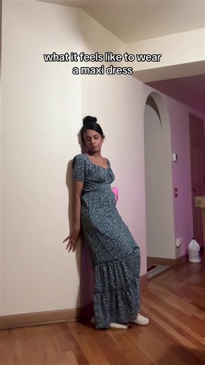 very couragous ! | Maxi Dress