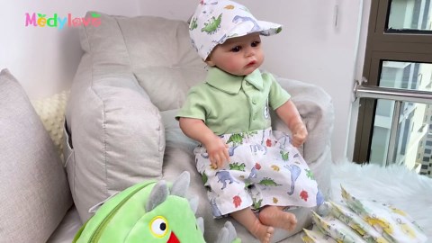 11 Pcs Reborn Baby Doll Clothes Boy Dinosaur Outfit Accessories for 17-22 Inch Reborn Boy Dolls 20 Inch Newborn Baby Boy Clothes Doll Accessories with Backpack