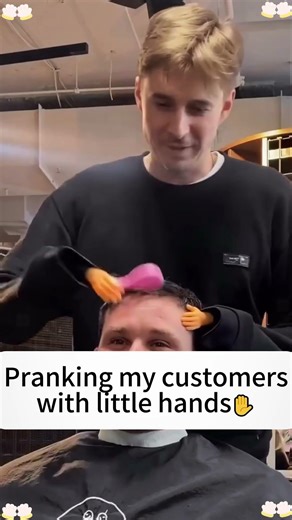 Tiny hands pranking #funny#love #prank #hand #family