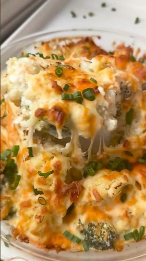 The Perfect Cheesy Broccoli Cauliflower Casserole 🥦🧀