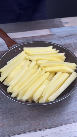 #recipes #easyrecipe #cooking #dinnerideas #yummyfood #dinnermadeeasy #foodtok #homecooking #quickrecipes #simplemeals #easycooking #foodideas #whatsfordinner #familymeals #tasty #comfortfood #fyp #foryou #foryoupage #viralfood #foodtrend