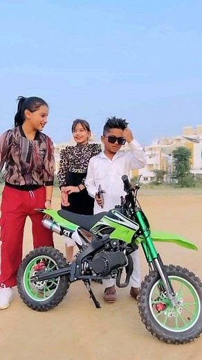 Atul Berojgar on Instagram: "Bhai jal gyi meri🤣#comedy"