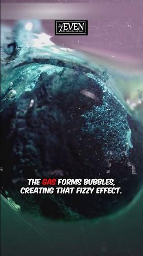 Why does mixing baking soda and vinegar cause bubbling?