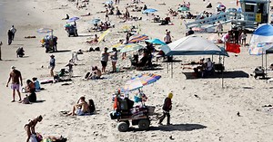 Historic March heat wave hits Southern California: Records broken as cooling centers open