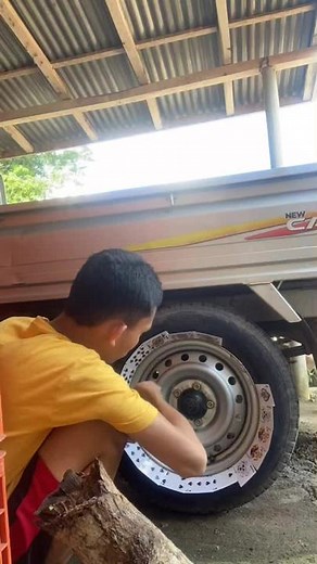 Truck Maintenance Tips: Changing Tires and Cleaning