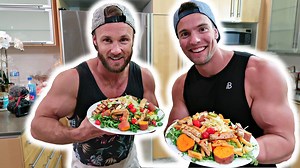 A day in the life in LA! Hiked up Los Lioness trail with a great group of friends, finally went to GOLDS GYM in Venice and finished the day off with a huge home cooked vegan feast. Doesn't get much better than that! | Simnett Nutrition