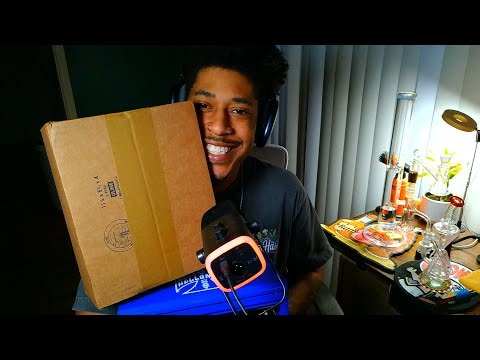 LIVE : UNBOXING | SMOKE WITH ME | 420 EDITION