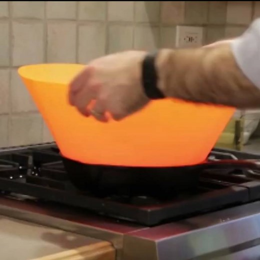 1.8M views · 13K reactions | Never fear grease splashing out of the pan again. Fry it up: chdr.tv/amazo3242 | cheddar news | Facebook