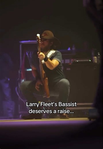 Larry Fleet’s Bassist: A Key to His Live Performances
