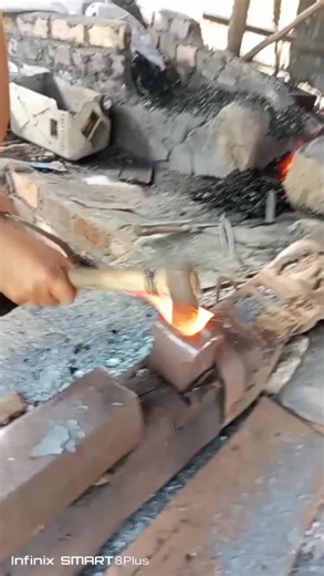 Hot forged steel is manually forged using a hammer on an anvil to shape the blade geometry and direct the grain flow. Forging is carried out in several reheating cycles.blacksmithing #hotiron #metalwork #farmingtools #handcrafted #TraditionalCraft