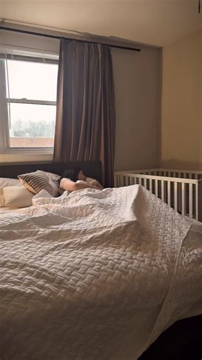 Meri Darchia | Lifestyle | US INFLUENCER on Instagram: "Postpartum taught me that comfort is not optional — it’s essential. Your body is healing. Your heart is learning a new rhythm. And what you wear can either support you… or drain you. That’s why I choose nursing bras that feel soft, supportive, and seamless all day long. Designed for real motherhood — easy nursing access, gentle support, and comfort you can truly feel. Because when you feel comfortable, you feel more confident. And every mom