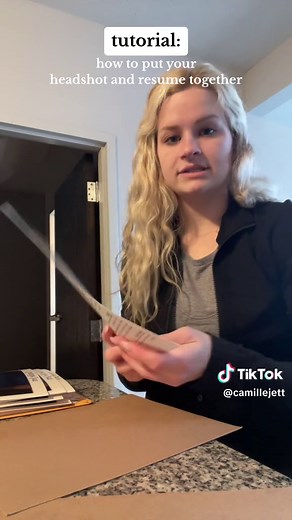 Ultimate Guide to Creating a Stellar Headshot and Resume for Actors