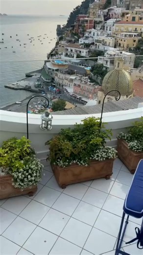 A complete beginner guide to digital marketing, online business, and passive income. Learn how to create digital products, build a sales funnel, grow your brand online, and use AI tools to automate your business. www.digitalmasterresell.com/dss