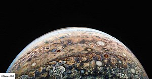 L'Œil de GEO: les superbes clichés de Jupiter pris par une sonde envoyée au plus près de la planète