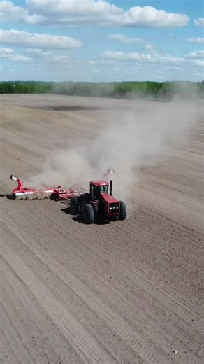 Rolling the Riteway #ritewaymanufacturing #roller #rocks #sask #saskatchewan #ag #agriculture #nofarmersnofood #case #red #dust #drone
