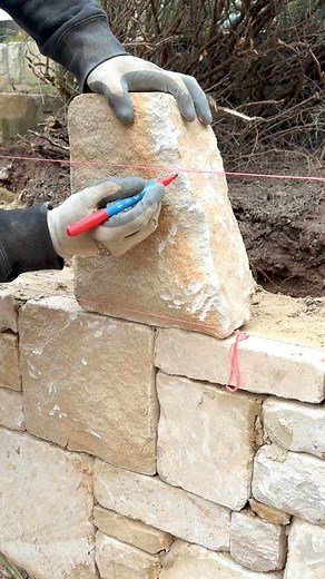1.3M views · 7.1K reactions | Daddy likes. In this video I’m building a drystack look sandstone wall. Enjoy the ASMR of my day to day, I love what I do and I’m stoked to be able to share it with you all.#stonemason #mason #stonework #asmr #canberra #landscaping #construction | Ivey Masonry | Facebook