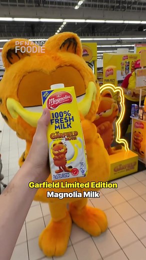 Get FREE Limited Edition Garfield Bag with Magnolia Milk Purchase