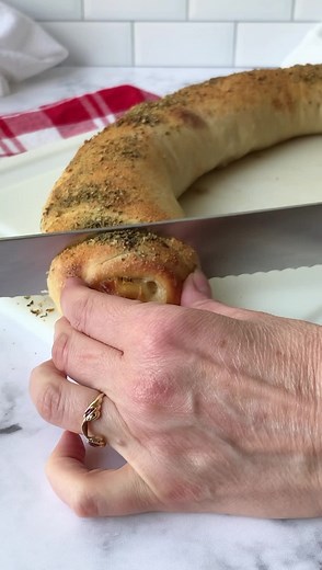 29K views · 525 reactions | ✅ RECIPE ✅ https://www.365daysofbakingandmore.com/pepperoni-bread/ Super easy Pepperoni Bread! It’s one of my family’s favorite meals, and you only need a few ingredients for this delicious stuffed bread. It’s perfect for a weeknight dinner, potluck, appetizer and is G-O-N-E in a flash every game day that it’s served at, too! #StarsEverywhere | 365 Days of Baking & More | Facebook