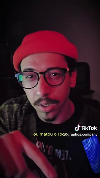 “Smells Like Teen Spirit” não salvou o rock. Matou uma era inteira dele. E abriu a porta pra toda uma geração confusa se reconhecer no caos. Conta nos comentários: Onde você estava quando ouviu Nirvana pela primeira vez? #nirvana #grungevibes #anos90 #graphos #usegraphos #rocknostalgia #rocknroll #curiosidadesrock