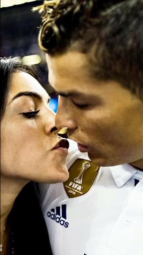 Cristiano Ronaldo & Irina shayk kissing moment 😘😘 ‪@Romanticcouple3403‬