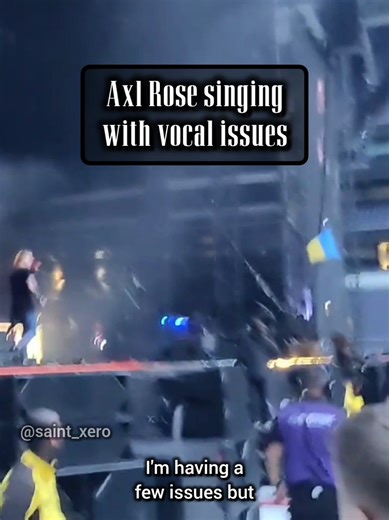Axl Rose singing with vocal issues (London 2022) #axlrose #gunsnroses #rock #music #fyp