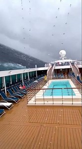 Massive Wave Empties Cruise Ship Pool!