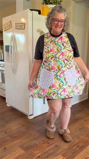 Crossover Apron