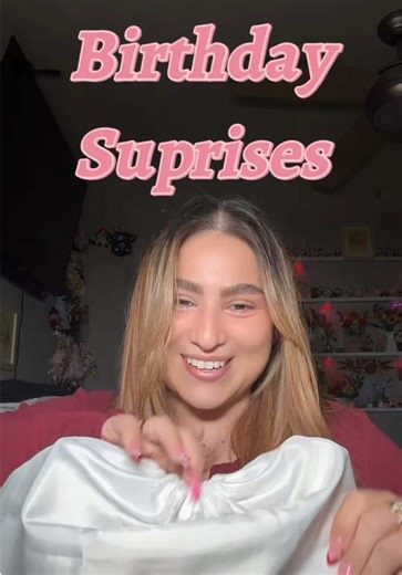 Hamptons Hobo Bag: Stunning Gift Ideas for Loved Ones