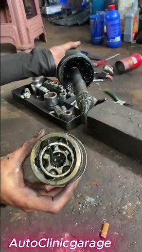 This Is How A CV Joint Is Removed From The Shaft — The Part Most Mechanics Never Show You