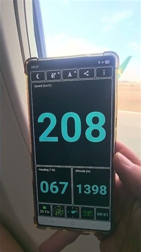 Boeing 737 800 take off speed. 0-300km/h