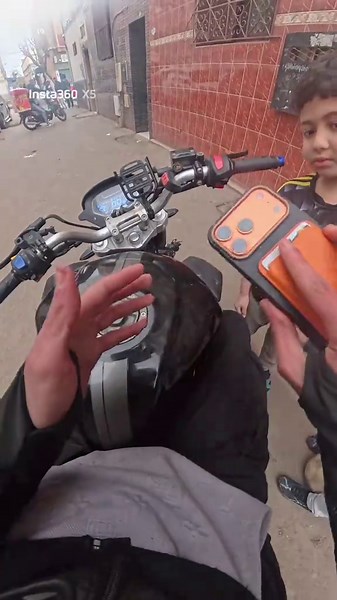 Waaaaa 3la tilifone iPhone 17